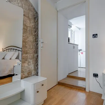 Temple Luxury & Guest house 4*