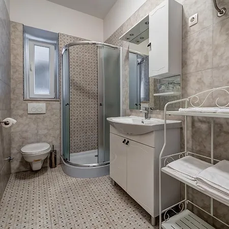Temple Luxury & 4* Split
